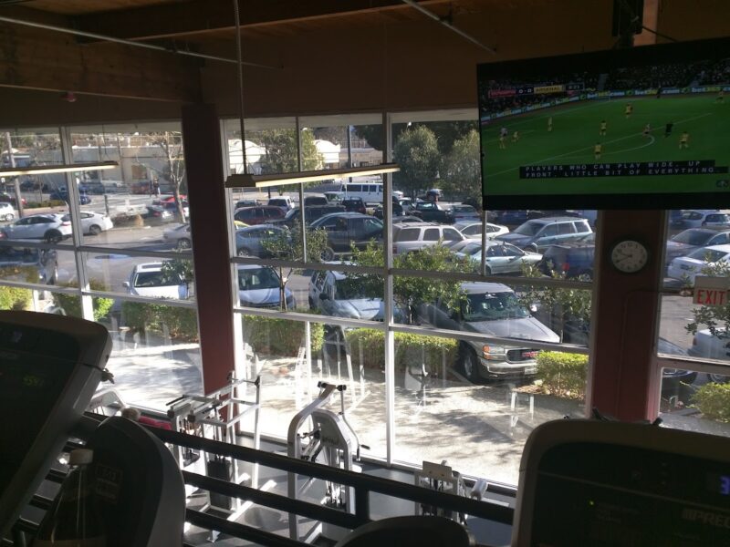 24 Hour Fitness
